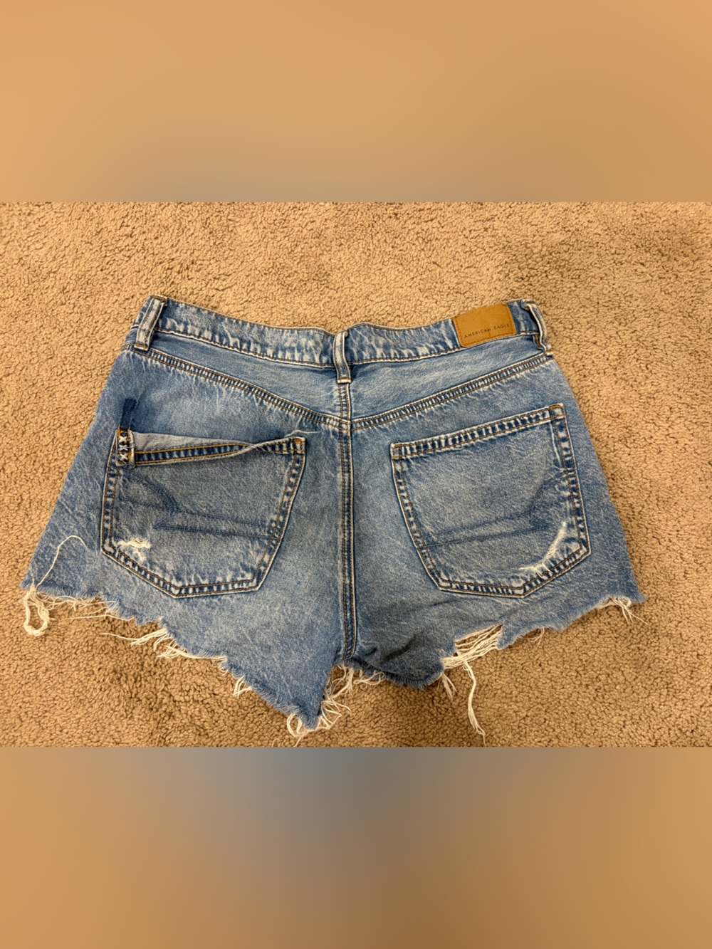 American Eagle 90’s Boyfriend Short Distressed Denim - 6